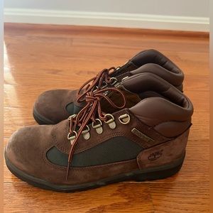 Beef and broccoli Tim’s in kids size 5